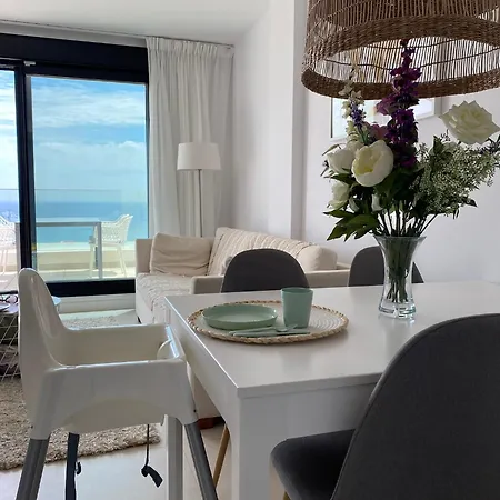 Heerlijk Penthouse, Dakterras Met Prachtig Zeezicht, Kingsize Bed, Zwembad, 700m Apartment