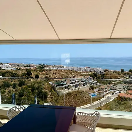 Apartment Heerlijk Penthouse, Dakterras Met Prachtig Zeezicht, Kingsize Bed, Zwembad, 700m Torre de Benagalbon